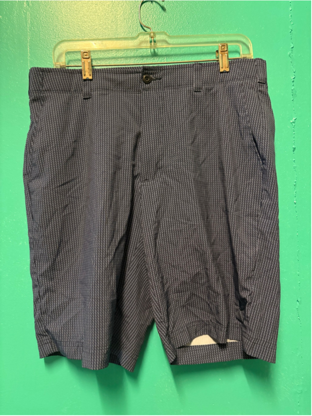 Men's Ben Hogan Flat Front Shorts, Size 34, Blue and White Patterned